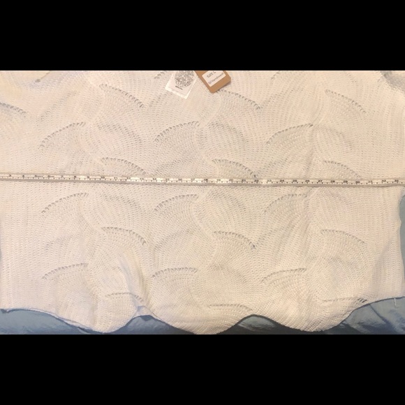 NWOT Off the Shoulder Cozy Knit Sweater - Picture 8 of 8